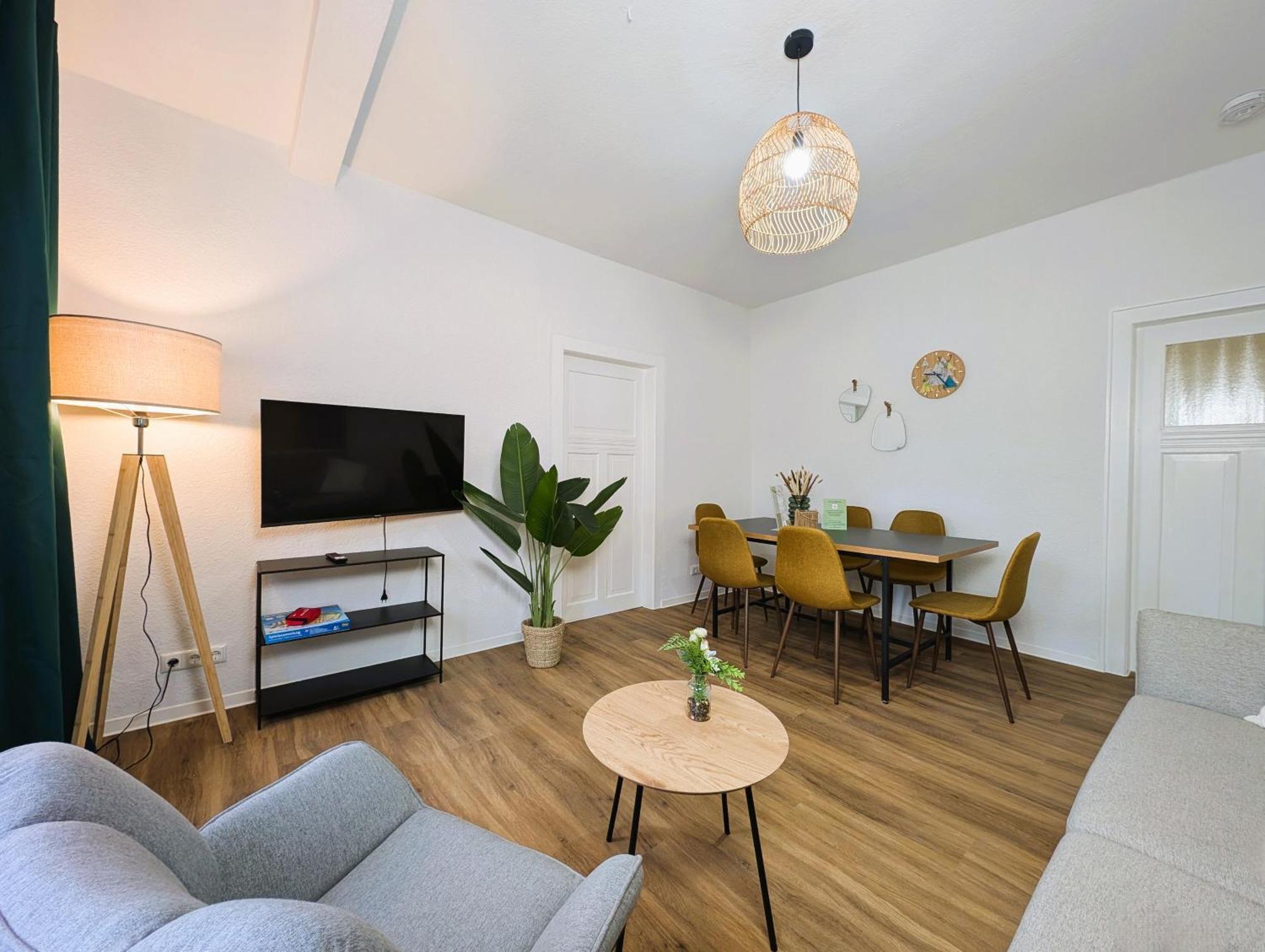 Bohnapartments - Topfmarkt Xxl Suiten - Neu In Top Zentrumslage, Vollausstattung, Wlan, Parkplaetze Ilmenau Exterior photo